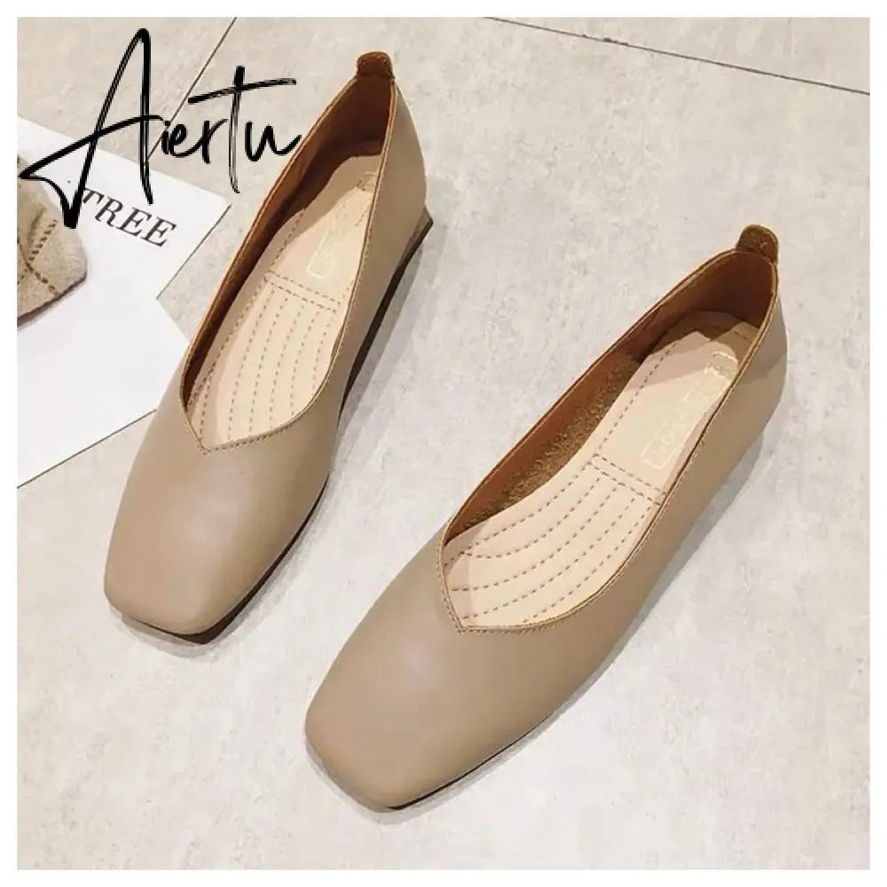 Aiertu New Spring Flats Shoes Women Wooden Low Heel Ballet Square Toe Shallow Brand Shoe Slip On Loafer zapatos de mujer big size 35-41