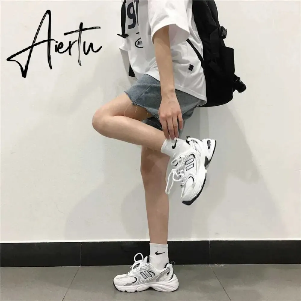 Casual Women's Sports Shoes White Platform Lace Up Sneakers Jogging Mesh Tennis Female Comfortable Dad Shoes Runnig