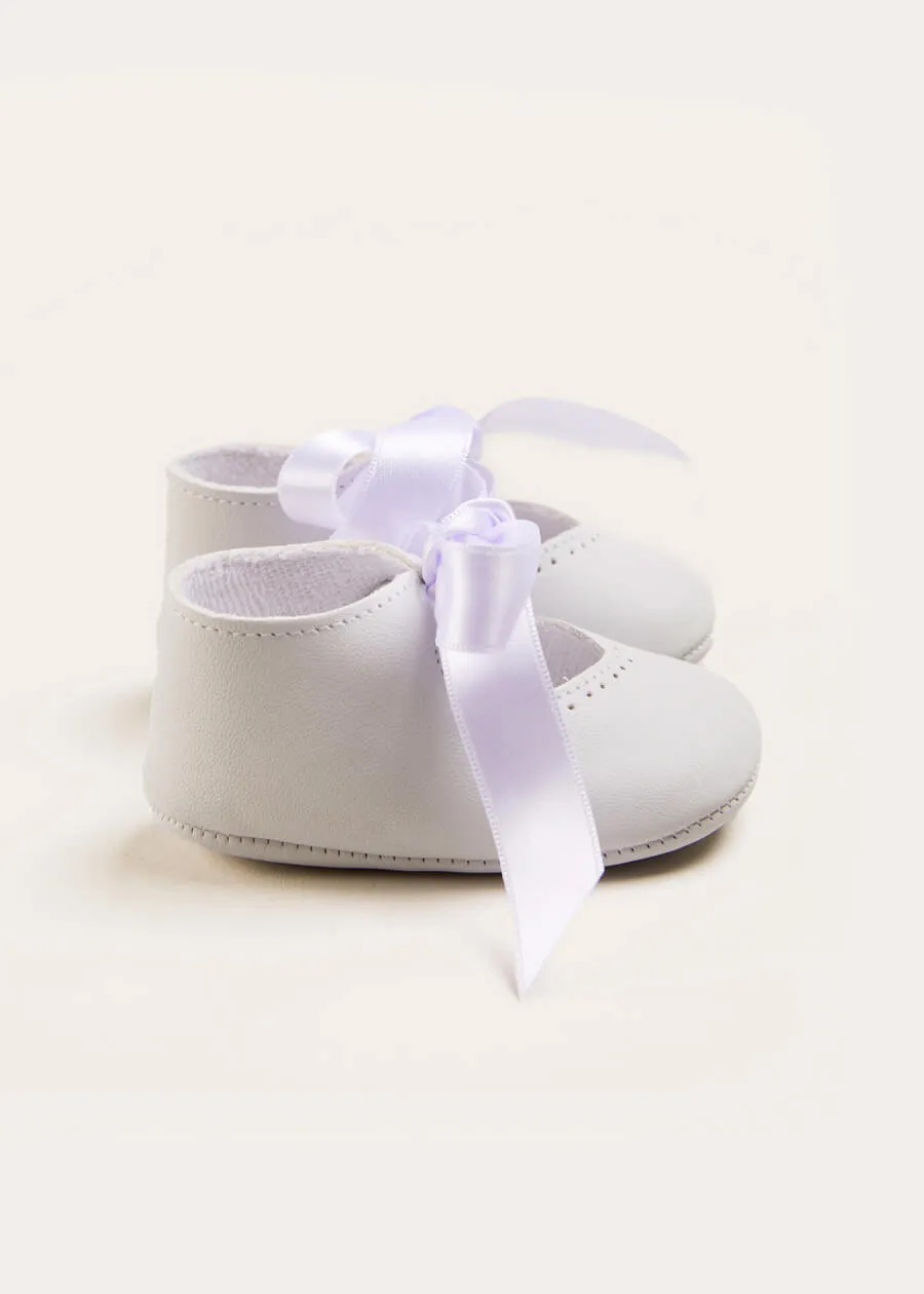 Celebration Ribbon Detail Mary Jane Pram Shoes in White (17-20EU)