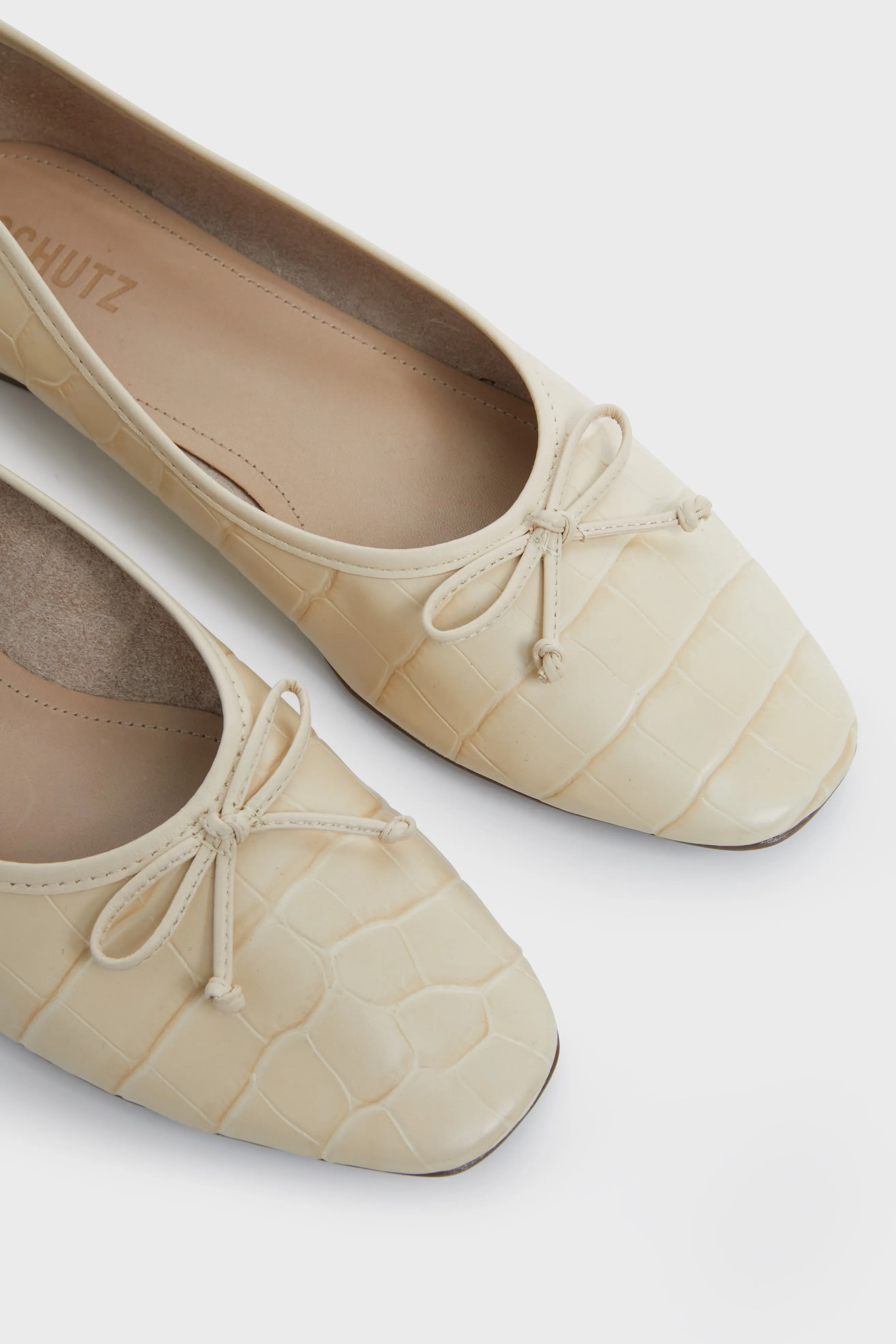 Eggshell Arissa Flats