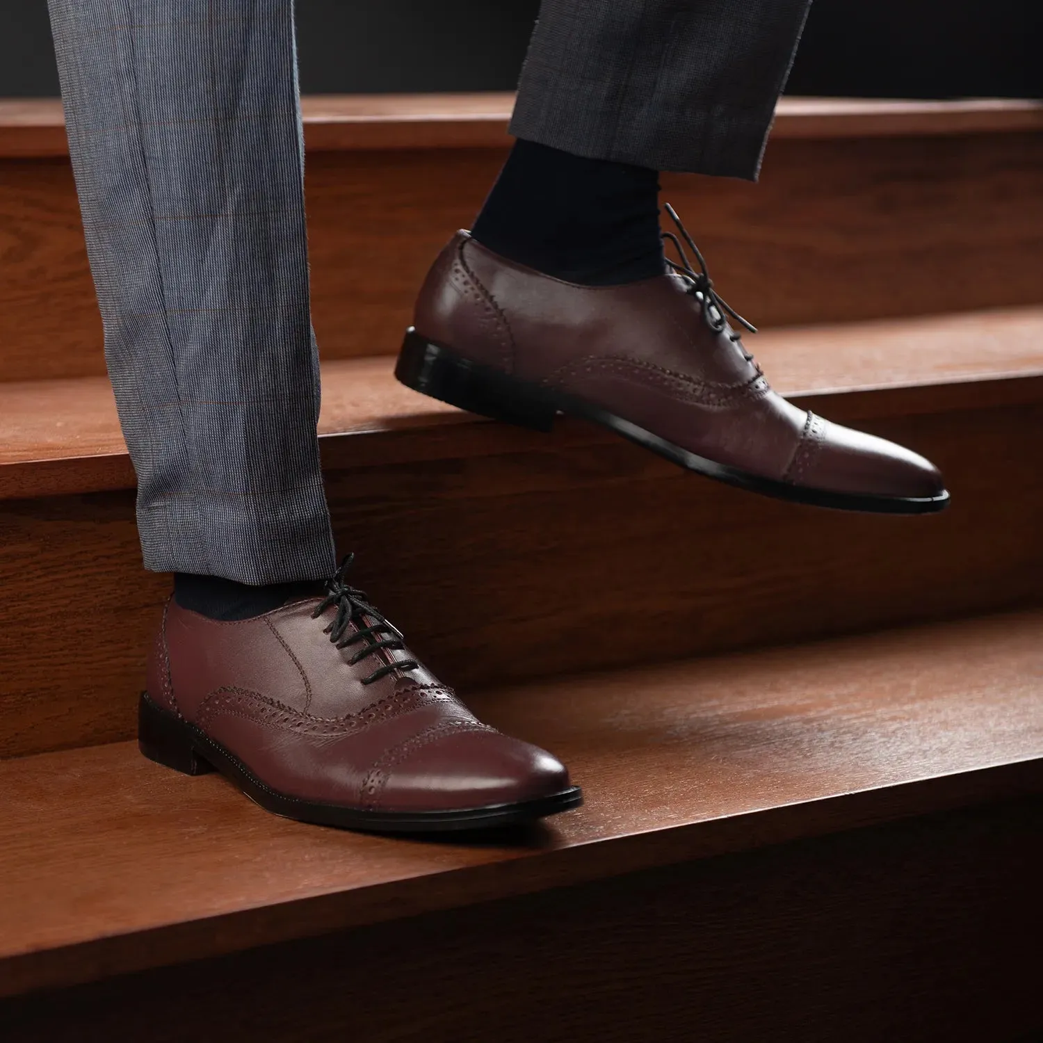 Greyson Brogues Oxford Maroon Leather Shoes