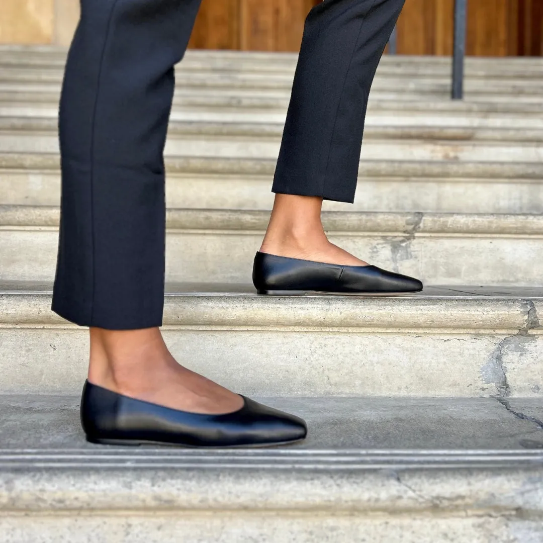 Hepburn Wide Fit Ballet Flats - Black Leather