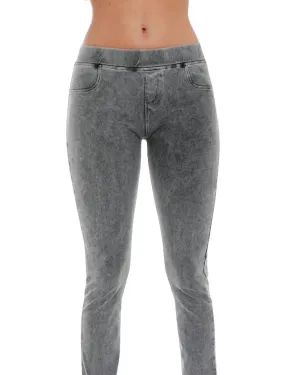 High Rise Capri In Charcoal | Charcoal