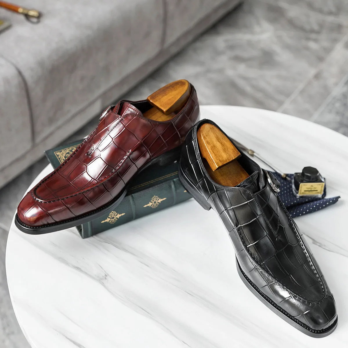 Men Classic Glossy Leather Oxford Shoes