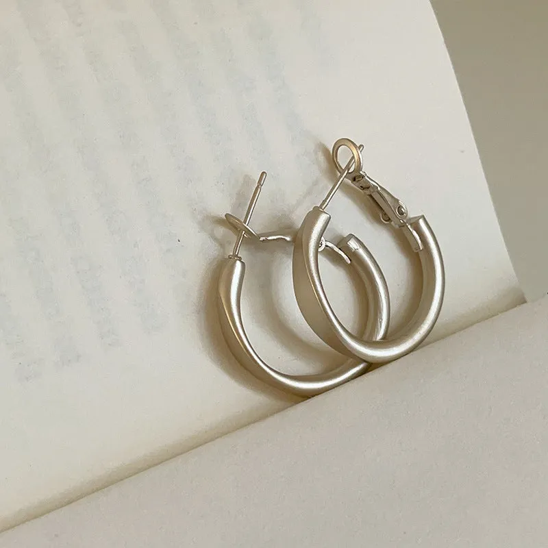 Simple And Cool Matte Female Trendy Earrings