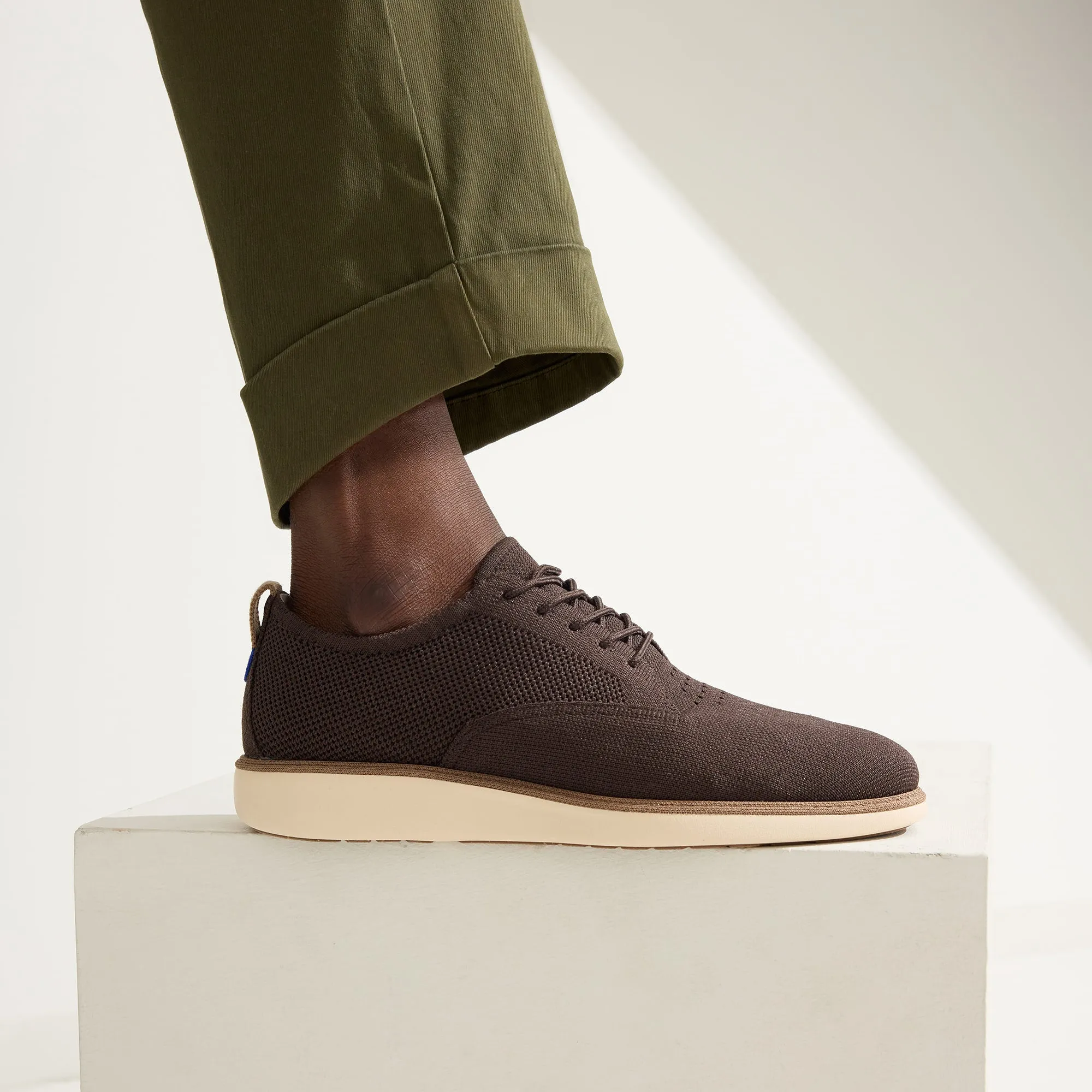 The Oxford - Deep Brown