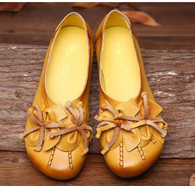 xiangtuibao Women Flats Vintage Shoes Woman Genuine Leather Shoes Ladies Flowers Flats Women Handmade Comfort Soft Bottom Mother Shoe Female