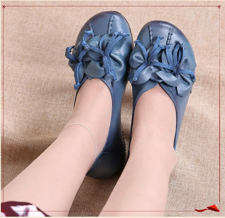 xiangtuibao Women Flats Vintage Shoes Woman Genuine Leather Shoes Ladies Flowers Flats Women Handmade Comfort Soft Bottom Mother Shoe Female